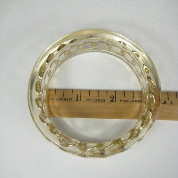 Vintage  Clear Lucite Bangle Bracelet Goldtone Curb Chain Inset Wide Statement - Picture 3 of 10
